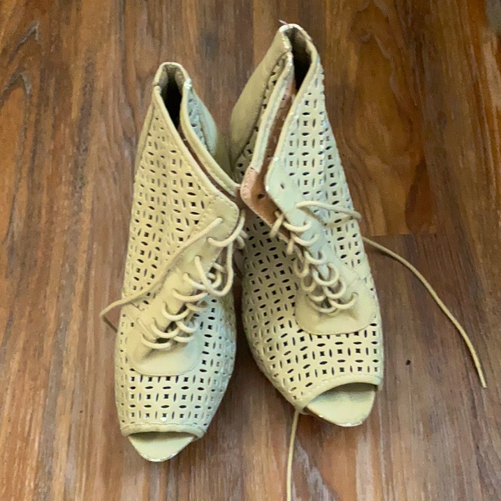 Charlotte Russe platforms